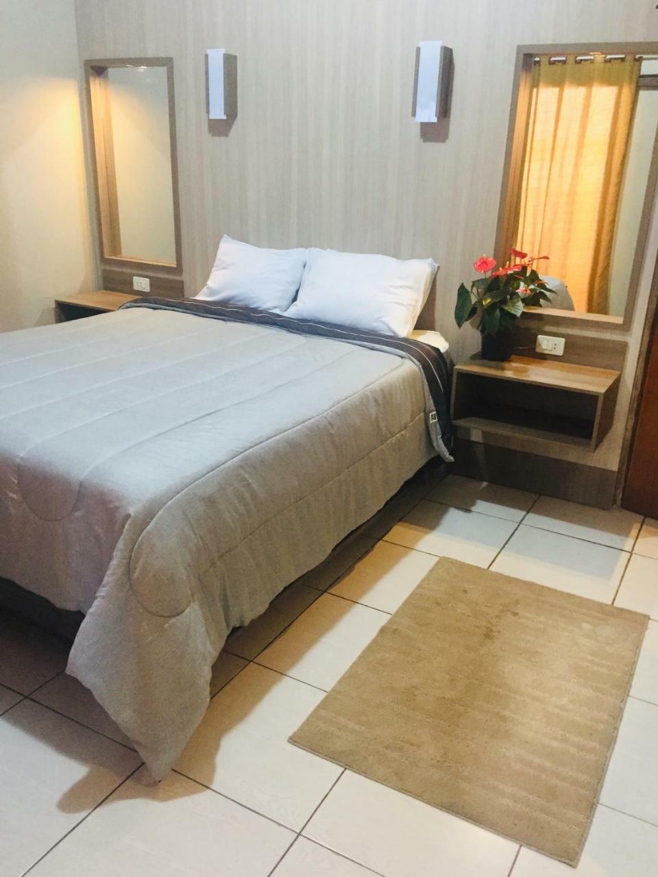 Class Apart Hotel Encarnacion Luaran gambar